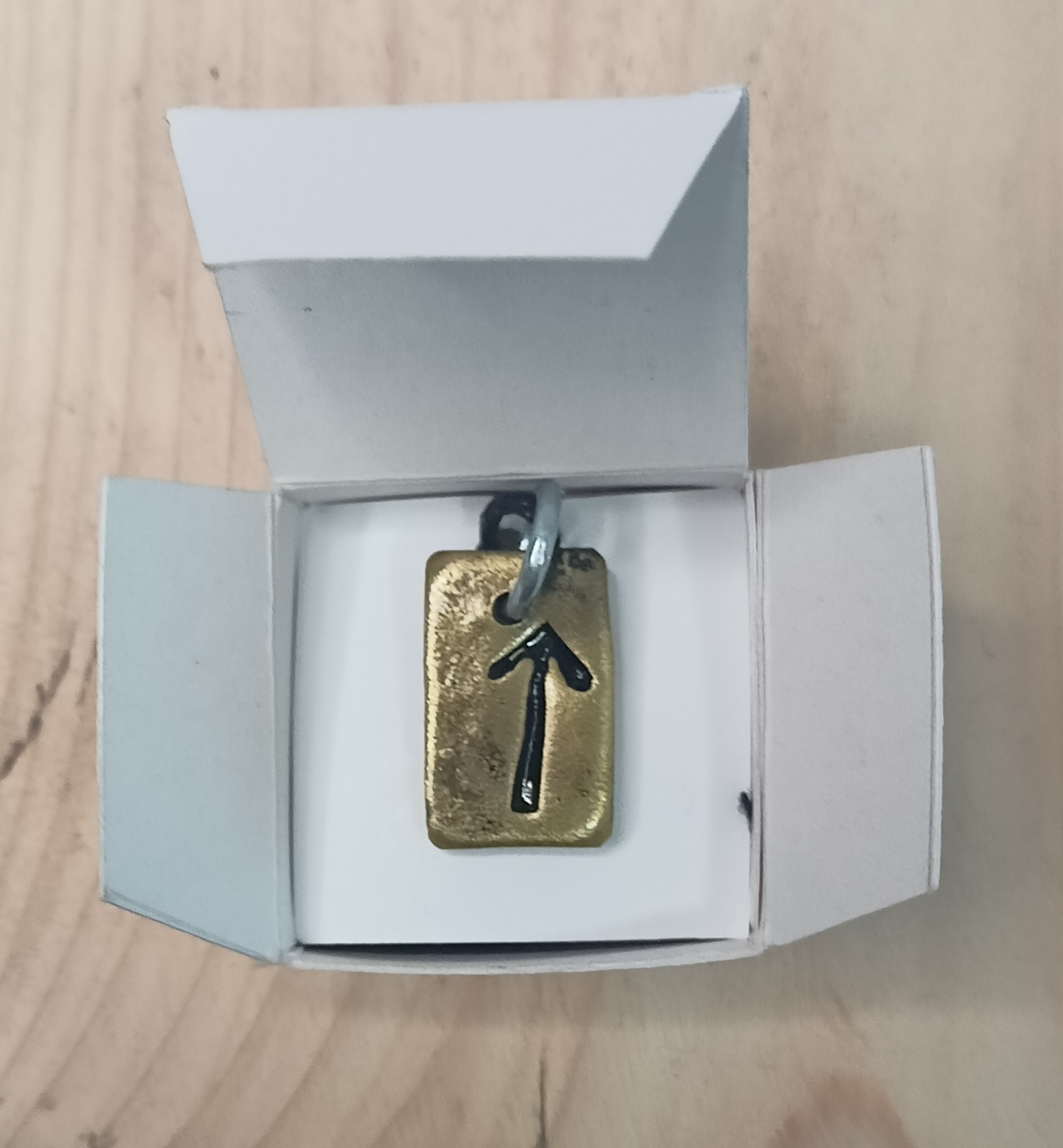 Teiwaz - ᛏ ( 27.2. - 13.3. )