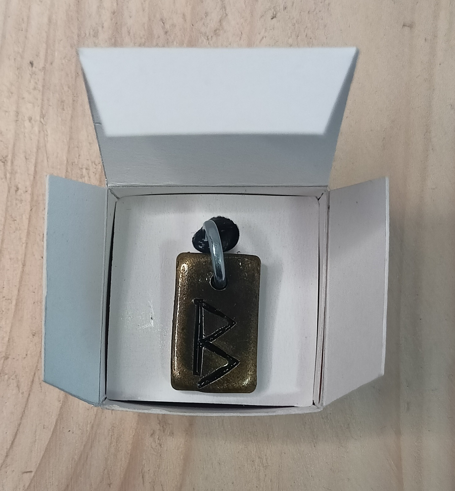 Berkana - ᛒ ( 14.3. - 29.3. )